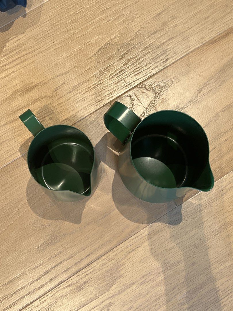 2x Green Milk Pitchers with Handles506400397297592321
