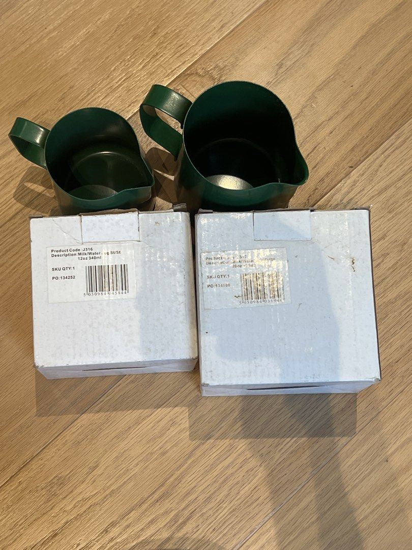 2x Green Milk Pitchers with Handles506400397297592322