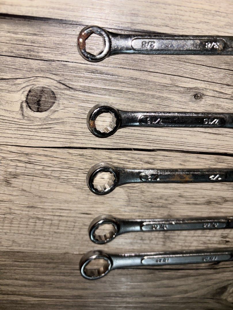5 Piece Combination Wrench Set (Category: Construction Tools & Equipment) located in Paranaque City. Submitted by riapgn_ (Listing ID 1449042303, Image 3). Description: - Set of 5 combination wrenches - Sizes: 3/8", 7/16", 1/2", 9/16", 5/8" - Material: Drop forged steel - Condition: Minor signs of use and surface rust on a few pieces - Functionality: Still very functional and ready for use.