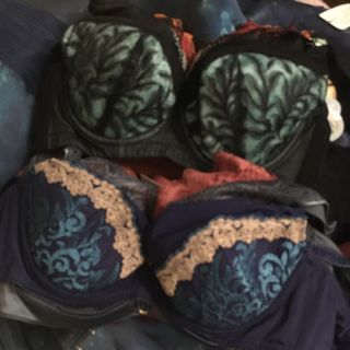 （分類：）位於 。 由 mirawear 提交（商品編號 1406254567，圖片 1）。簡介： 。