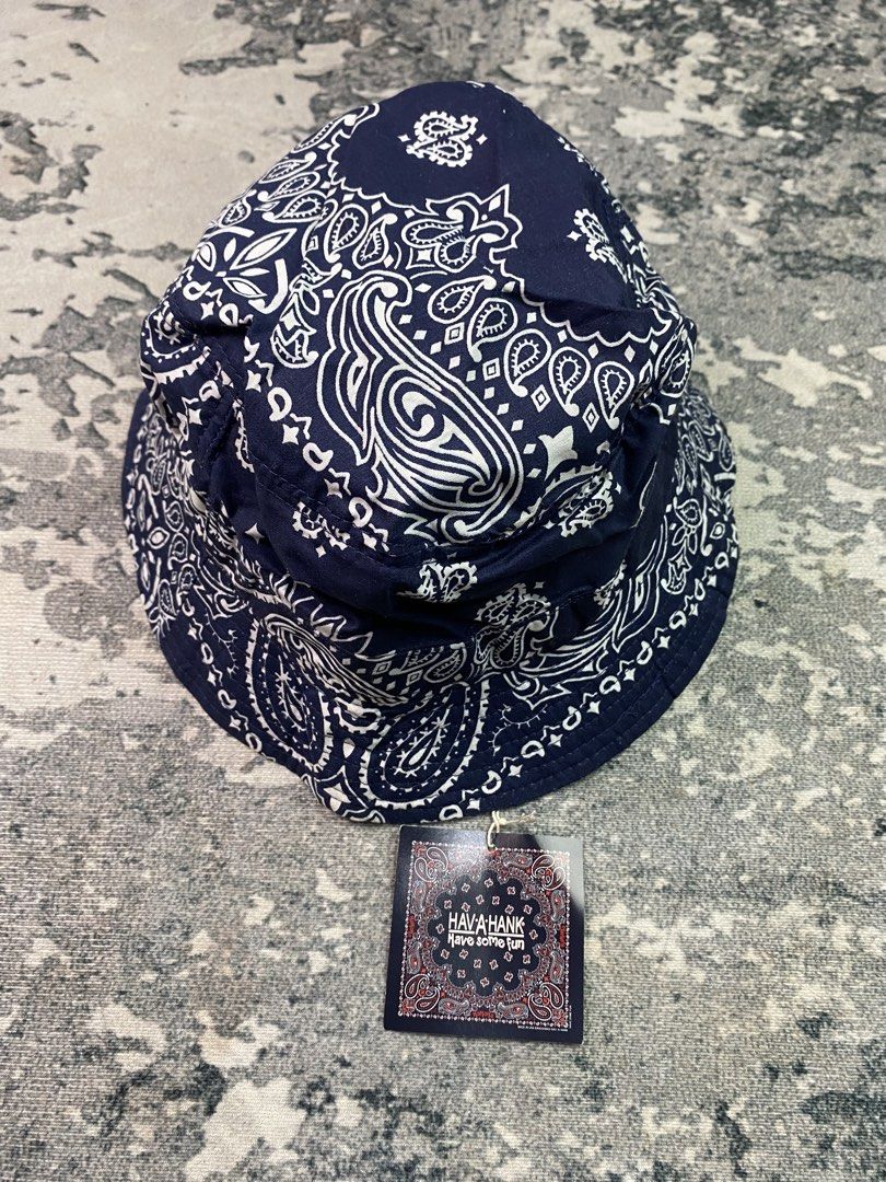 90s Have A Hank Made in USA Paisley Bucket Hat (Category: Cap & Hats) located in Kuala Lumpur. Submitted by kohoxx (Listing ID 1449084440, Image 1). Description: Paisley Have A Hank Bucket Hat Condition: 10/10 vintagetshirt#thriftclosexx#90stshirt#bandtee#movietshirt#vtgbandtee#skateboards#ovp#bundleMY#malaysiabundle#vtgdisney#bundlemurah#boxingshirt#vintagesunglasses#vtgglasses#outdoor#vintageoutdoor#montbell#arcteryx#vtgtee#90stee#ovp#miketyson