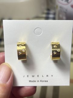 （分類：）位於 。 由 luckyriver_16e37e 提交（商品編號 1448972165，圖片 1）。簡介： 。
