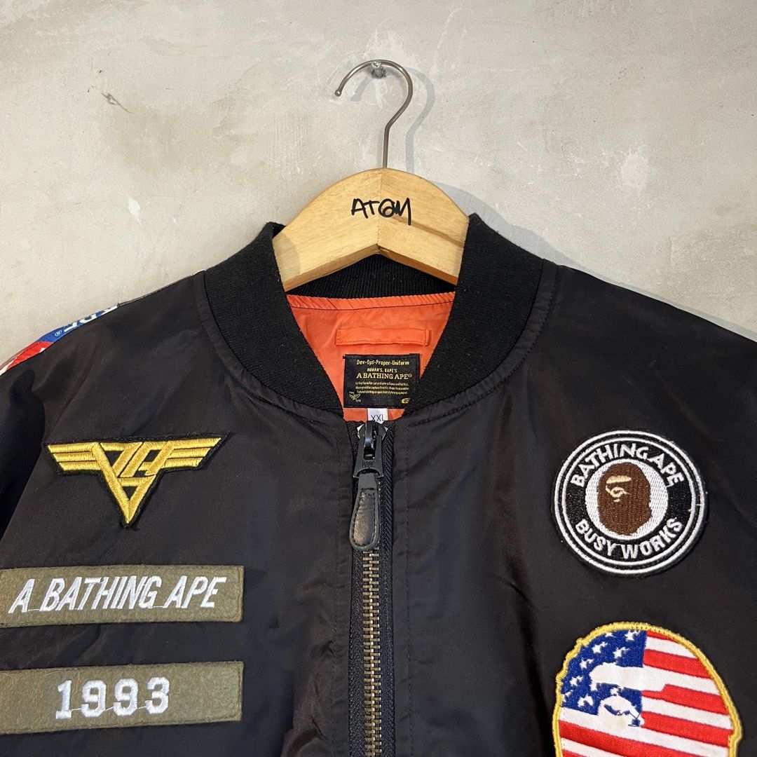 A BATHING APE BAPE JACKET BOMBER PATCH MA-1 (Kategori: Baju Luaran) berada di Depok. Dikirim oleh atgm4life (ID iklan 1448961138, Gambar 3). Deskripsi: BAPE "PATCH MA-1" XLARGE(72x60) GOOD CONDITION *ada minus detail lihat di foto DEPOK.