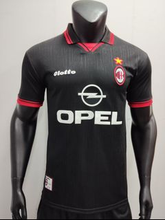 (Category: ) located in . Submitted by calcio_sport_jersey (Listing ID 1449086294, Image 1). Description: .