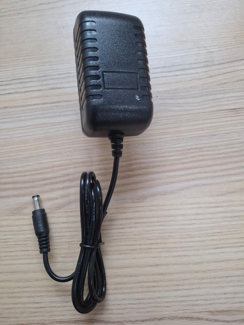 AC/DC Power Adapter Charger with UK Plug506310498504550401
