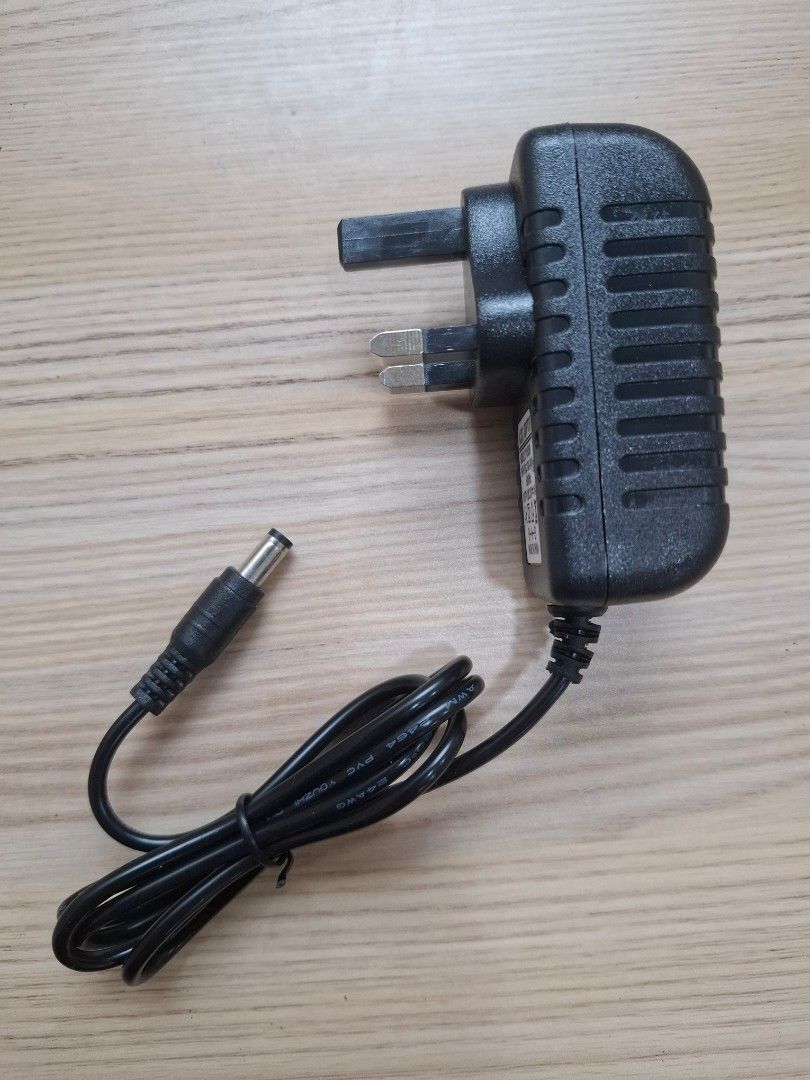 AC/DC Power Adapter Charger with UK Plug506310498504550402