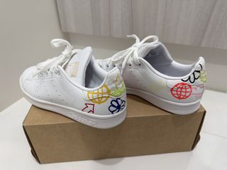由 kat_collection (刊登 ID 1448967737，圖片 1) 提交，位於 的 (類別：)，說明：。