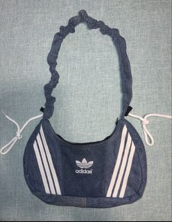 （分類：）位於 。 由 lylbbb 提交（商品編號 1449073657，圖片 1）。簡介： 。