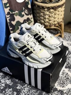 (Category: ) located in . Submitted by snkr.essence (Listing ID 1448905570, Image 1). Description: .