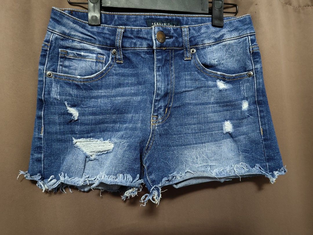 Aeropostale Denim Shorts 25 (Category: Shorts) located in Malolos. Submitted by aemcloset (Listing ID 1449082079, Image 1). Description: Size 25 Rise 9 Length 11 Stretchy denim.