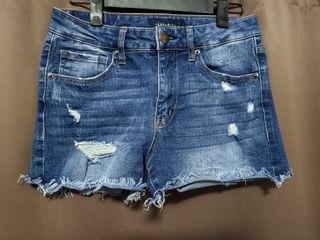 (Category: ) located in . Submitted by aemcloset (Listing ID 1449082079, Image 1). Description: .