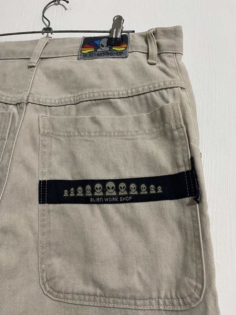 ALIEN WORKSHOP (Category: Jeans) located in Victorias. Submitted by ukayngae (Listing ID 1449068929, Image 2). Description: GRAIL VINTAGE ALIEN WORKSHOP WAIST 33-34 LENGHT 47 THIGH 14.5 HEM 10.