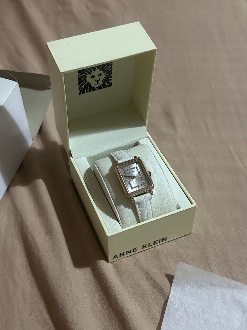 Anne Klein White Leather Watch (Category: Women's Watches) located in Quezon City. Submitted by kel4k (Listing ID 1449058851, Image 3). Description: open to nego!.