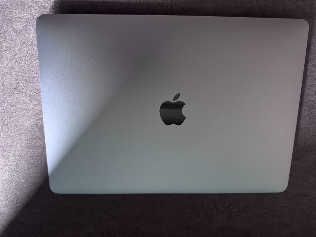 Apple MacBook Air Laptop506446051322122242