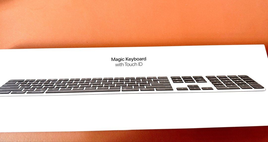 Apple Magic Keyboard with Touch ID and Numeric Keypad506319756832942081