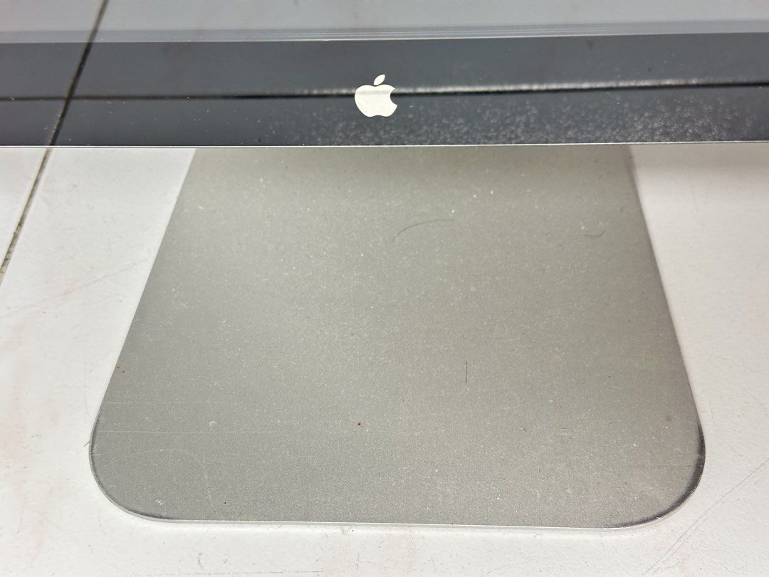 Apple Thunderbolt Display 27-inch — Good Condition506473724552816641