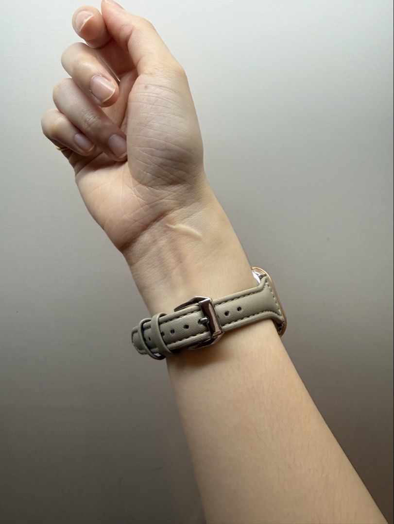 由 ciiiiiii.i (刊登 ID 1449008597，圖片 1) 提交，位於 台北市 (Taipei) 的 Apple Watch細錶帶 38/40/41MM (類別：手錶)，說明：日本購入僅試戴。