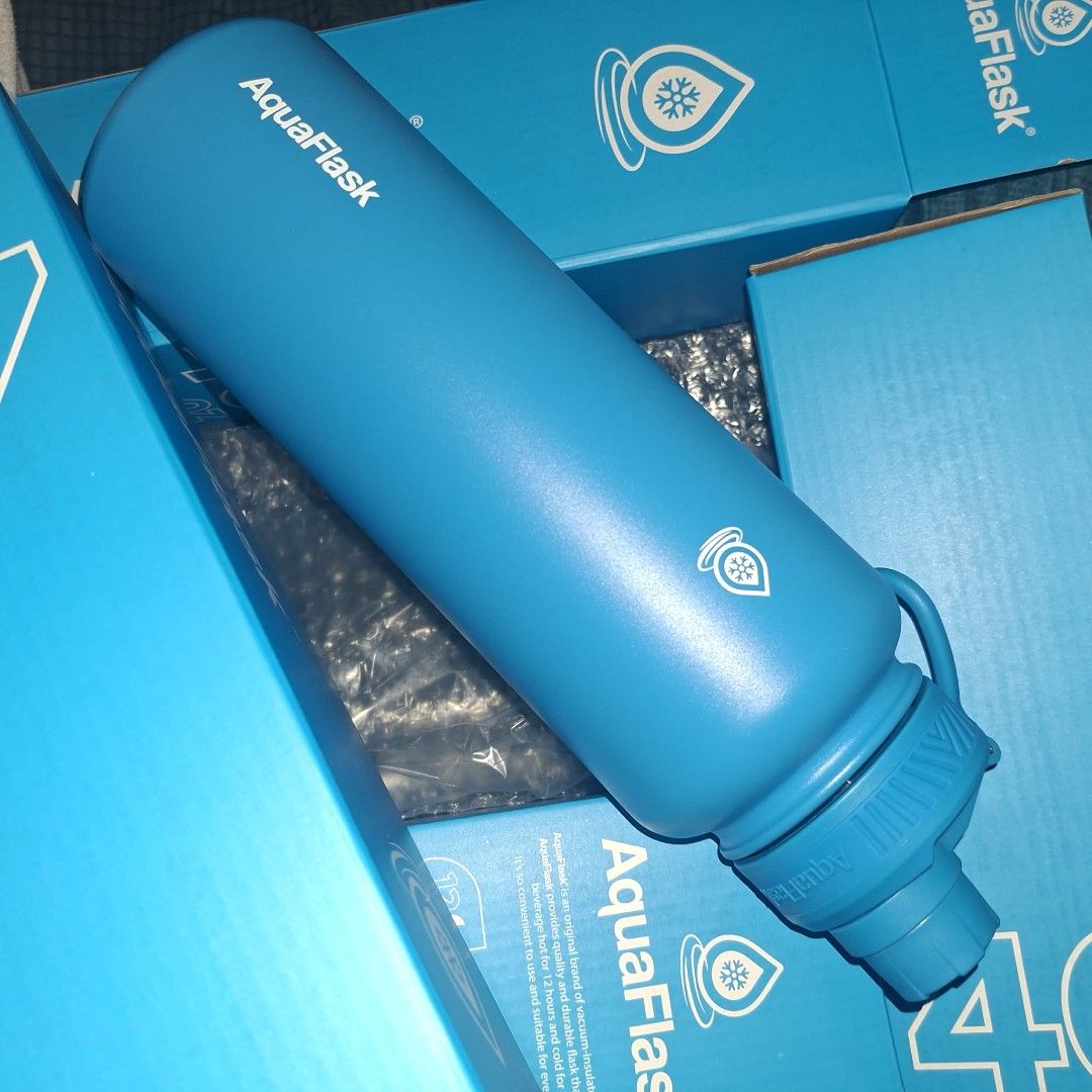 Aquaflask (Category: Looking For) located in Quezon City. Submitted by evankristia.1 (Listing ID 1449043751, Image 3). Description: AquaFlask (40oz) Wide mouth w/ flip cap Vacuum Insulated Stainless Steel Drinking Water Bottle ✅️ 40oz bes malaki ✅️ Original with box and bubble wrap pa ✅️ 24 hours cold ❄️, 12 hours hot 🔥 ✅️Stainless Steel, Double-wall ✅️Vacuum-insulated, Leak proof, BPA Free ✅️Convenient to use 💙 Colors Avail: Malibu Blue & Turq