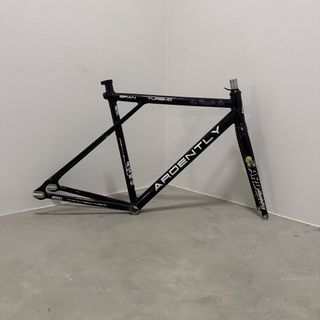 (Category: ) located in . Submitted by tianbikes.sg (Listing ID 1449057453, Image 1). Description: .
