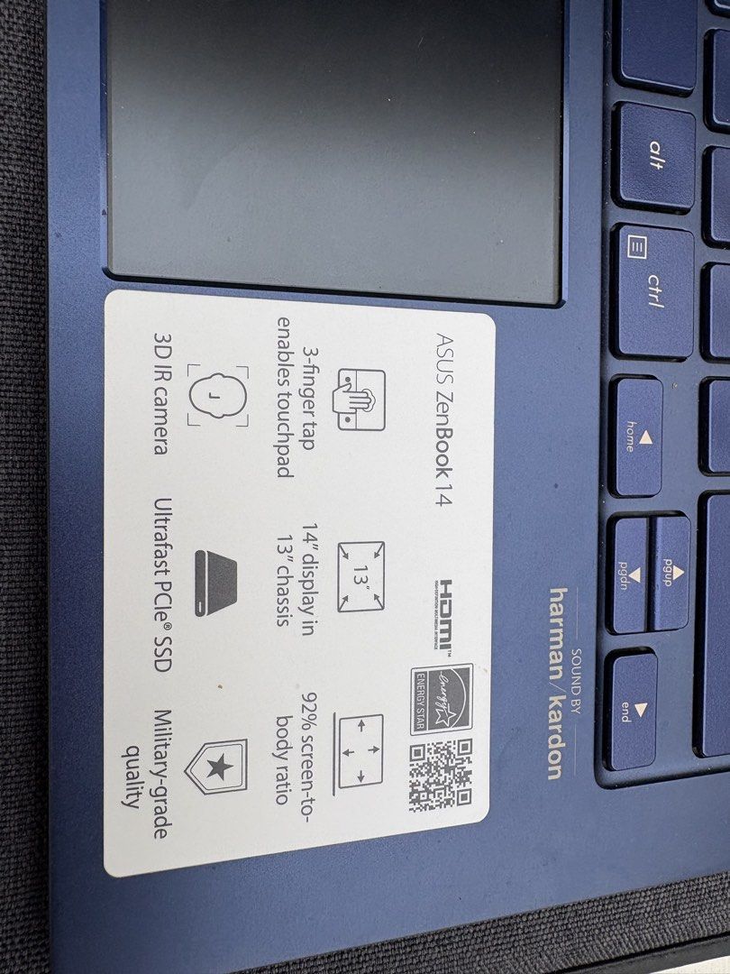 ASUS ZenBook 14 Laptop with Intel UHD Graphics506176104700334081