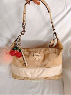 (Kategori: ) berada di . Dikirim oleh pinkeumun (ID iklan 1449098667, Gambar 1). Deskripsi: .