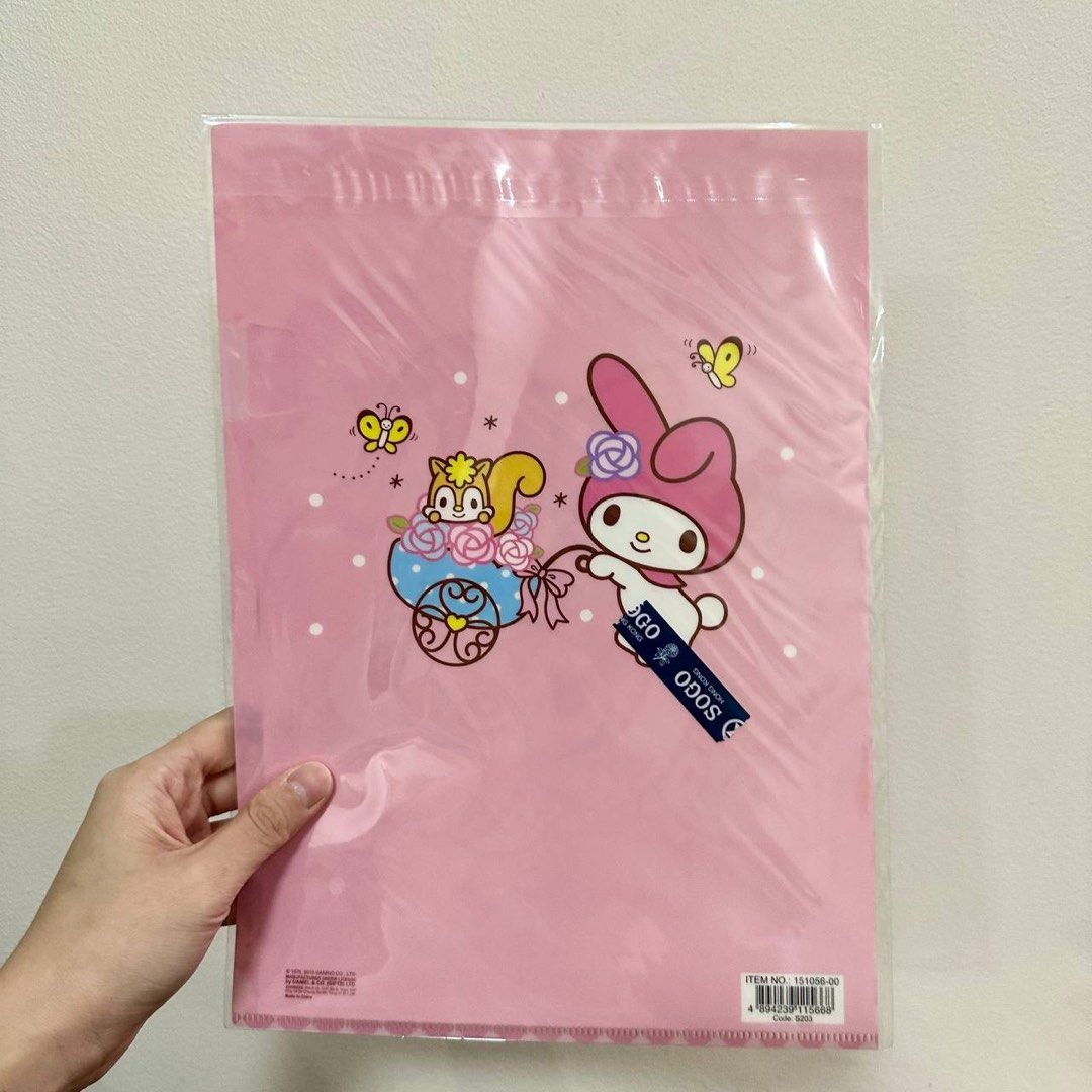 [Authentic] My Melody Rose Garden A4 Clear File Folder Sanrio Plastic Document Holder (Category: Stationery & School Supplies) located in Quezon City. Submitted by brandedusagoodies (Listing ID 1449082806, Image 2). Description: Authentic My Melody A4 clear file folder featuring a beautiful rose garden design with butterflies and floral accents. A lovely organizer for school, office, or collection display. Features * Authentic Sanrio * Rose Garde