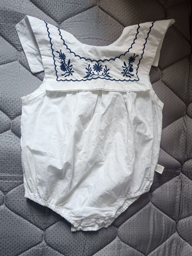 Baby Girl Rompers Bundle - Various Prints (Category: Babies & Kids Fashion) located in Manila. Submitted by ellebe_22 (Listing ID 1448959896, Image 3). Description: - Bundle of 5 baby girl rompers - Assorted designs: pink strawberry, floral with Peter Pan collar, white embroidered, peach teddy bear applique, yellow floral - All sleeveless - Convenient snap closures at the bottom for easy diaper changes - Ideal for warm weather.