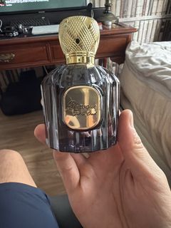 (Category: ) located in . Submitted by oddthingssg (Listing ID 1448985755, Image 1). Description: .