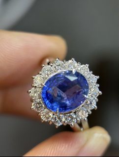 (Category: ) located in . Submitted by loveluxejewel.sg (Listing ID 1448947514, Image 1). Description: .