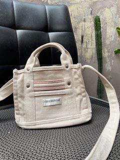 (Kategori: ) berada di . Dikirim oleh preloved_byfdl (ID iklan 1449048330, Gambar 1). Deskripsi: .