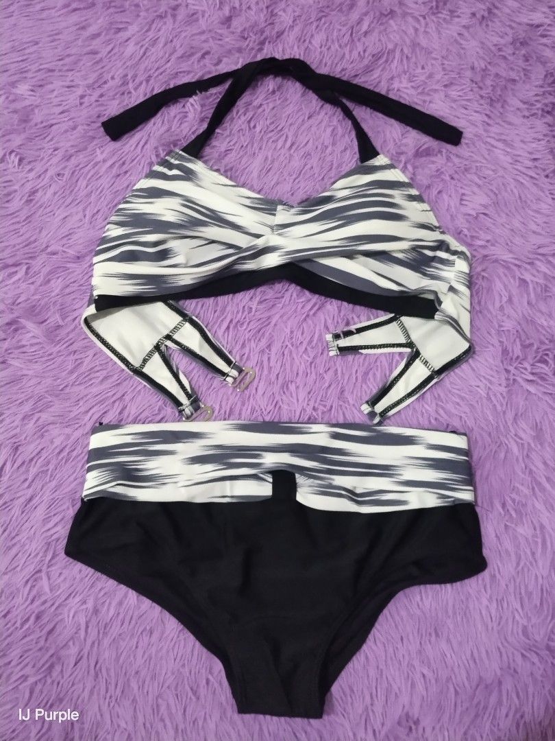 Black & White Printed Tankini Set | Brand New (Category: Bikinis & Swimsuits) located in Caloocan City. Submitted by purplemomma (Listing ID 1448978394, Image 1). Description: Chic Black & White Printed Tankini Great coverage and stylish design—perfect for a comfortable and confident swim! ✅ Material: 82% Yarn/Polyester + 18% Spandex — stretchy, soft, and durable ✅ Features: - Beautiful abstract black and white print ​ - Halter neck tie design wi