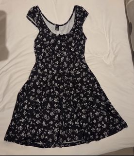 (Category: ) located in . Submitted by mandy.stuff (Listing ID 1449037463, Image 1). Description: .