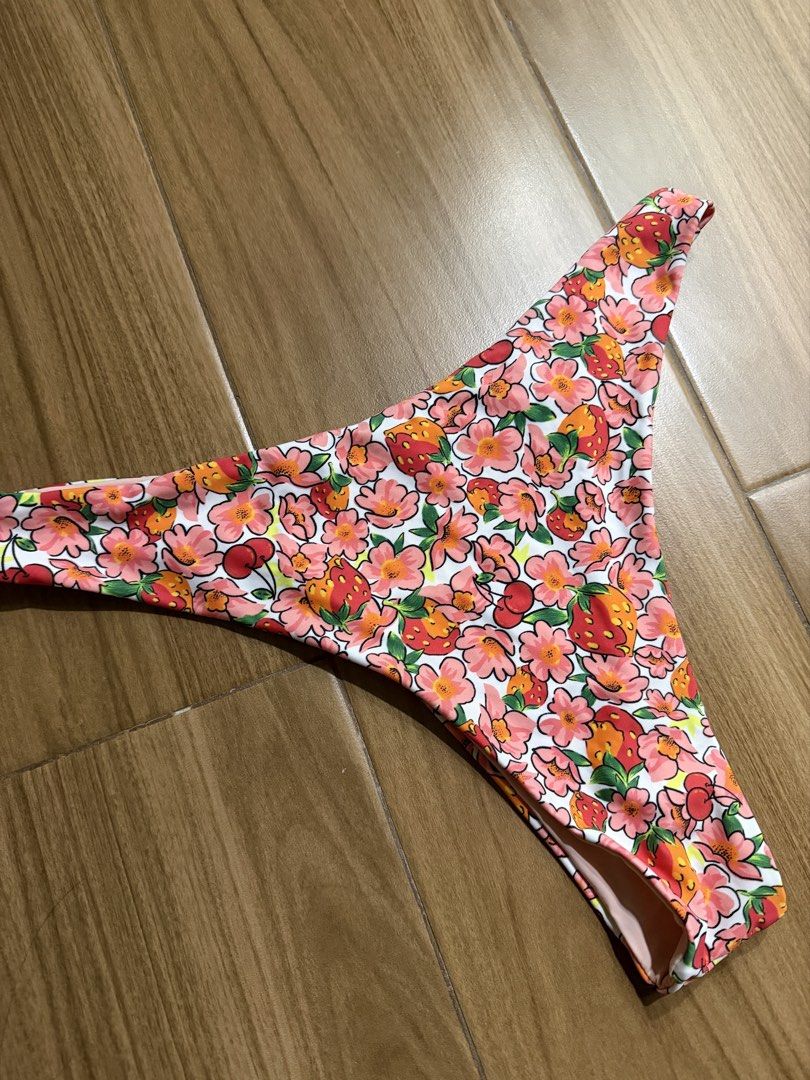Blackbough Bikini Bottom with Heart Detail (Category: Bikinis & Swimsuits) located in Mandaluyong City. Submitted by rey.closet04 (Listing ID 1449098288, Image 2). Description: - Blackbough floral strawberry design bottoms - No matching top - Never been worn (to big on me) - got in their event.