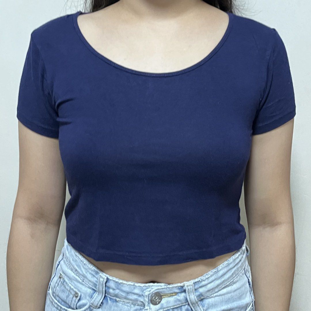 Blue & Brown Crop Tops for ₱70 (Category: Others Tops) located in Iriga City. Submitted by _prelovedbymaris (Listing ID 1449077160, Image 1). Description: - Color: blue and brown - Size: best firs xs-small .