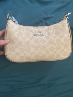 （分類：）位於 。 由 vvcy123 提交（商品編號 1448981826，圖片 1）。簡介： 。