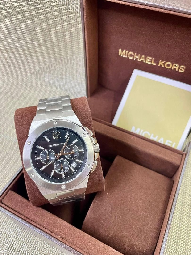 Brandnew MIK0RS (couple brown box) (Category: Men's Watches) located in Quezon City. Submitted by mjmassortedfinds (Listing ID 1448907933, Image 3). Description: MIK0RS (couple brown box) ✅ 2 4 5 O each +sf ✅ Size:45mm ✅ Complete Inclusions 📸 Actual Pictures Posted 📲 PM for orders and inquiries 📌Pinas Onhand & Ready to Ship 📌We can Ship Nationwide (+SF) 📌No Return, No Exchange 📌If in DOUBT, please DO NOT Transact 📌We are not liable for any