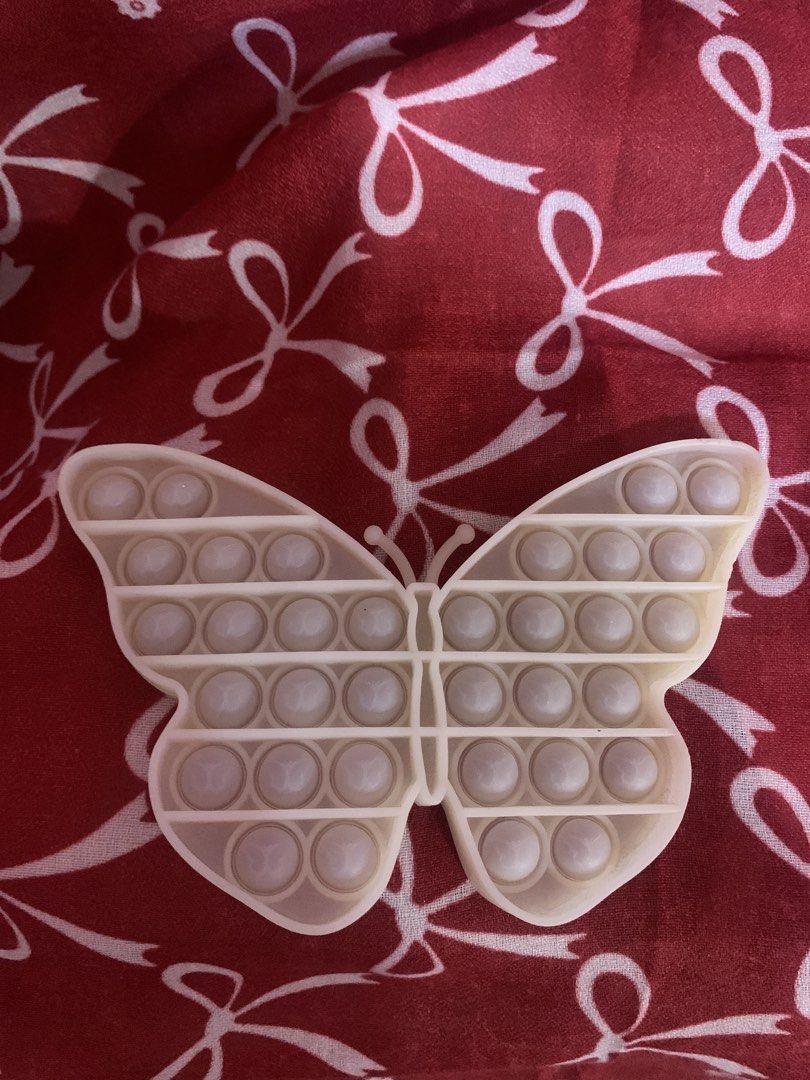 Butterfly Pop It Fidget Toy (Category: Kids Toys) located in Manila. Submitted by elaitems (Listing ID 1449088853, Image 1). Description: - Trending fidget toys - Cute butterfly shaped pop it fidget toy - Perfect for stress relief - Satisfying popping bubbles .