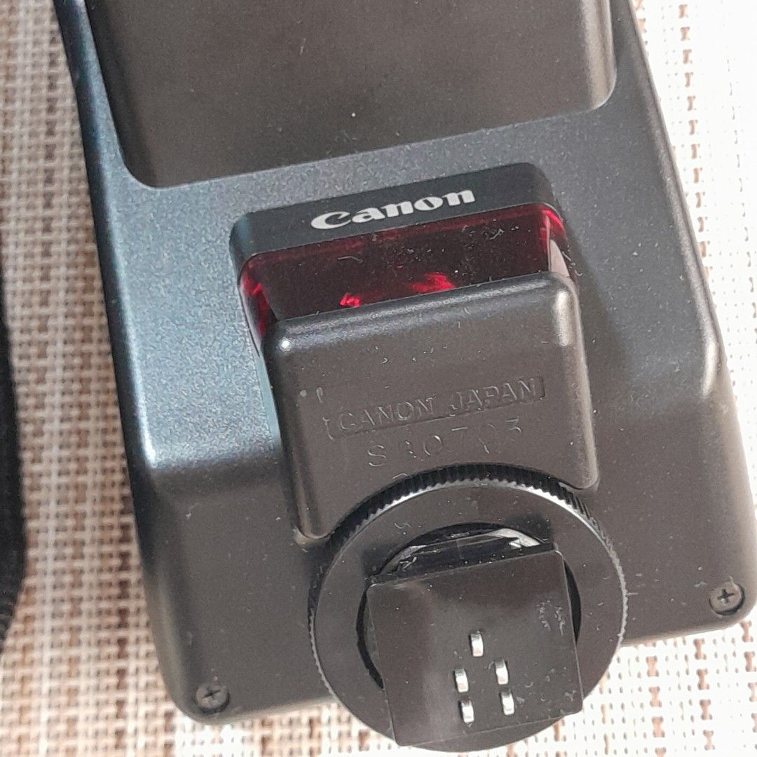 Canon Speedlight 300EZ (Category: Flashes) located in Las Pinas. Submitted by 84vintage (Listing ID 1449008433, Image 2). Description: Actual photos posted. Please examine them carefully as they are part of the description. --📌 MUST READ Before Dealing with us 📌-- ⚠️Price is posted. No lowballs please. ⚠️Vintage items are only sold As Is Where Is. If you want new items without any flaws, you can buy at the mall. Please manage your expectations.
