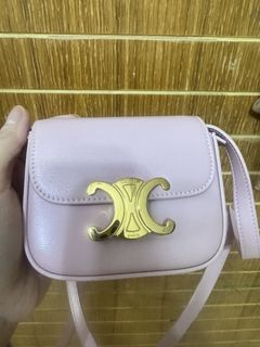（分類：）位於 。 由 cc100719 提交（商品編號 1449040152，圖片 1）。簡介： 。