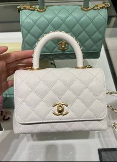 (Category: ) located in . Submitted by chicluxury (Listing ID 1448913519, Image 1). Description: .