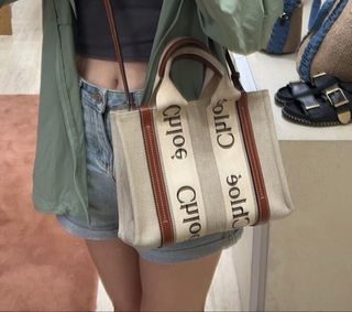 （分類：）位於 。 由 mine_jasmine 提交（商品編號 1449085344，圖片 1）。簡介： 。