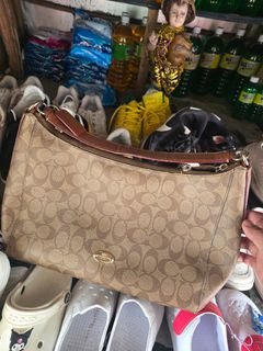 (Category: ) located in . Submitted by eivan____orong (Listing ID 1448948843, Image 1). Description: .