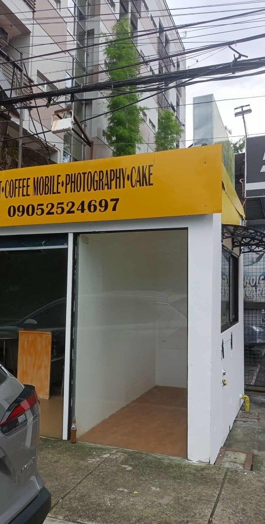 Commercial Space for Rent Main Road (Category: Commercial) located in Quezon City. Submitted by aisaoreta (Listing ID 1448962564, Image 3). Description: 📍Commercial For Rent in Quezon City Please read below carefully. Questions with answers already posted will not be replied to. If interested, PLEASE SEND THE FOLLOWING INFORMATION: Full Name: Registered Business Name: Type of Business New business? (Y/N): How many months or years the business is