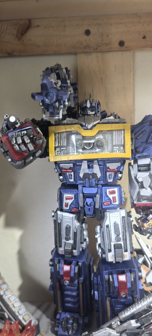 Custom Transformers Soundwave and Ravage Action Figures (Category: Figurines & Statues) located in Manila. Submitted by zegar90173 (Listing ID 1449009308, Image 1). Description: - Classic Transformers Soundwave figure (cassette player robot) - G1 and Modern combined - Both figures are highly detailed - Perfect for Transformers collectors - Display pieces only - No original packaging included.