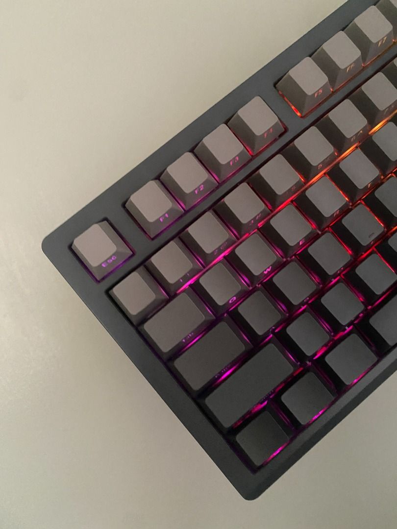 DAREU FLEX 75 Mechanical Keyboard Computer Tri-mode Cloudy Aqua (Brand New/Below SRP) (Category: Computer Keyboard) located in Pila. Submitted by driftndrape (Listing ID 1448999211, Image 3). Description: ✅Keyboard (Brand New/Below SRP) 📍Pila or Los Baños, Laguna | PH 📦LBC, JnT, Lalamove (Shipping fee starts at 51 pesos) .