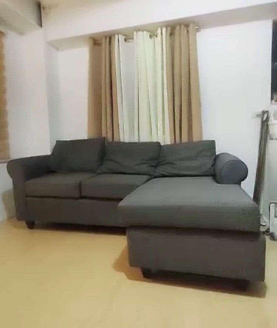 Lshape sofa (Category: Sofas) located in Manila. Submitted by prettyme101395 (Listing ID 1449034242, Image 1). Description: - Dark grey sectional sofa - Chaise lounge on the right side - Comfortable and spacious - Fits well in most living rooms - Ready for a new home - Pickup only No issue Sobrang Ganda and lambot..