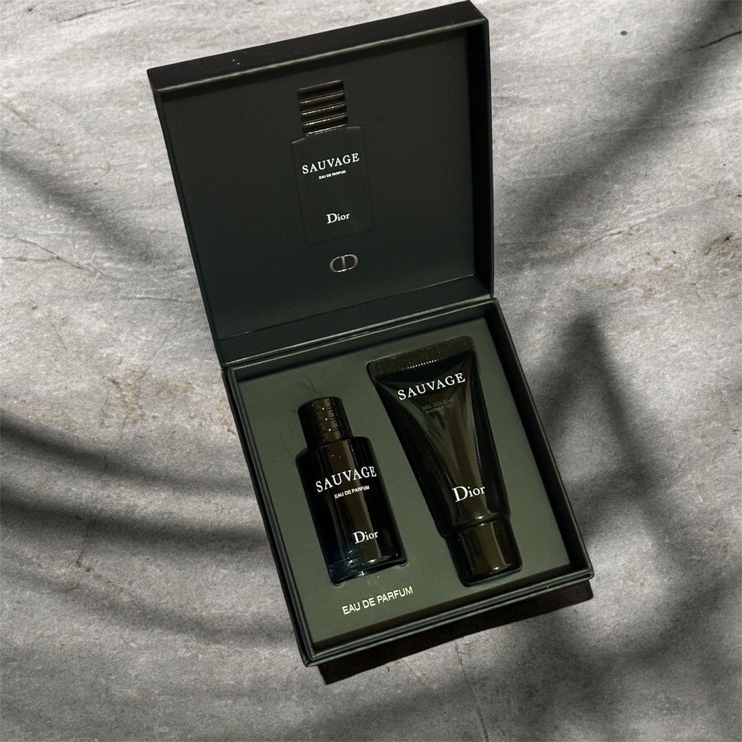 Dior Sauvage Eau de Parfum Gift Set Mini (Category: Fragrance & Deodorants) located in Paranaque City. Submitted by gramilles (Listing ID 1449045485, Image 1). Description: - Authentic Dior Sauvage Eau de Parfum Gift Set - Set includes: 1x Eau de Parfum bottle (10ml), 1x Body Wash tube (20ml) - Both feature the signature Sauvage scent - Comes in original Dior packaging - Ideal for gifting or personal indulgence.