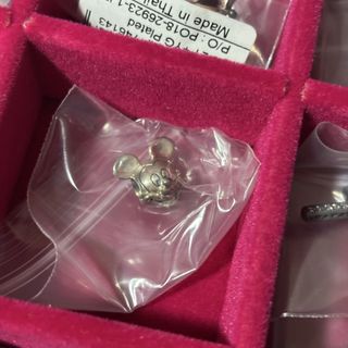 (Category: ) located in . Submitted by saitama.mama (Listing ID 1448931897, Image 1). Description: .