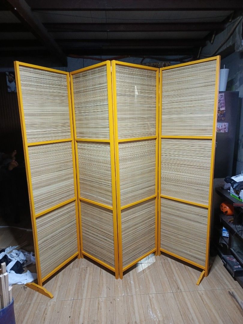 DIVIDER 4 PANELS GOLD (Category: Other Home Furniture) located in Taytay. Submitted by when_z (Listing ID 1449018808, Image 2). Description: .