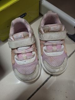 （分類：）位於 。 由 kellykel673 提交（商品編號 1449027236，圖片 1）。簡介： 。